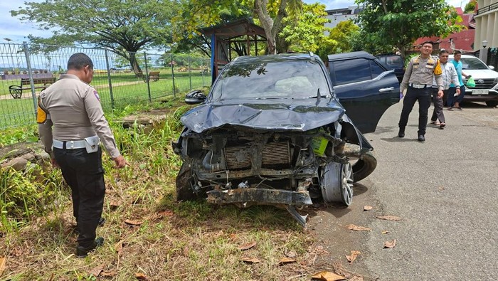 Duh! Anak Pejabat Ugal-ugalan Bawa Fortuner: Tabrak Orang-Pakai Pelat Palsu