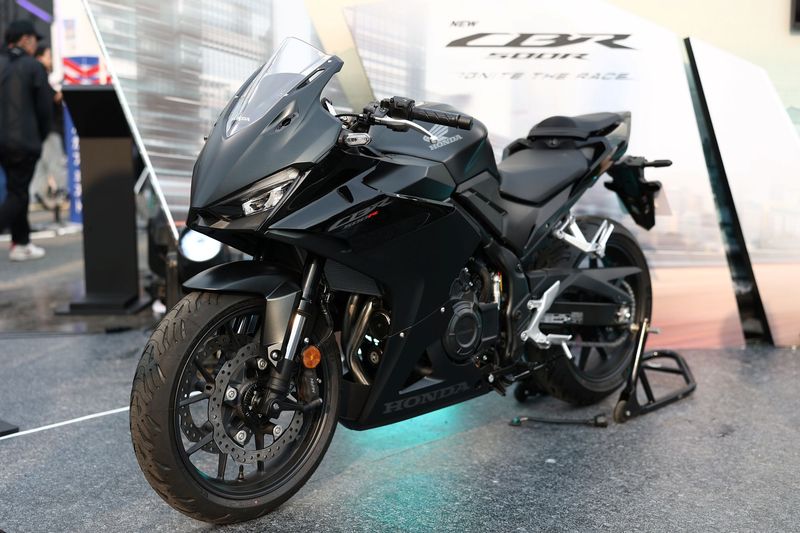 Honda, Honda Luncurkan Moge Baru: Nggak Bikin Pegal, Harga Rp 120 Jutaan