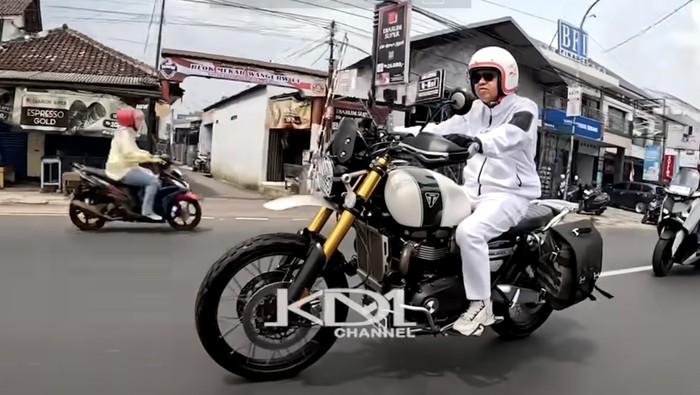 Spesifikasi Motor Triumph KDM yang Dipakai Buat Blusukan