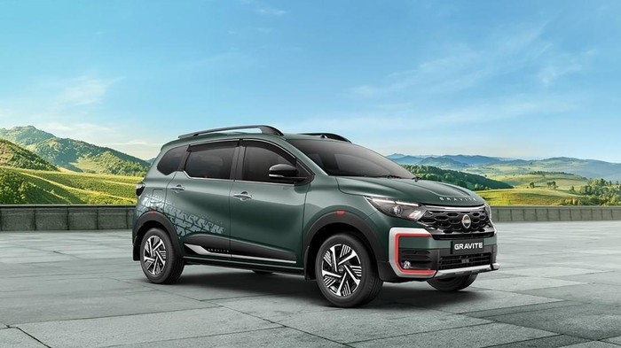 Nissan Gravite Cuma Renault Triber yang Ganti Logo?