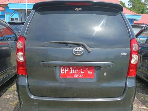 Lelang Toyota Avanza Pelat Merah Mulai Rp 40 Jutaan