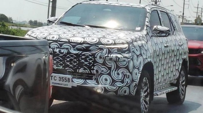 Toyota, Toyota Fortuner, Heboh! Toyota Fortuner Generasi Baru Lagi Dites Jalan