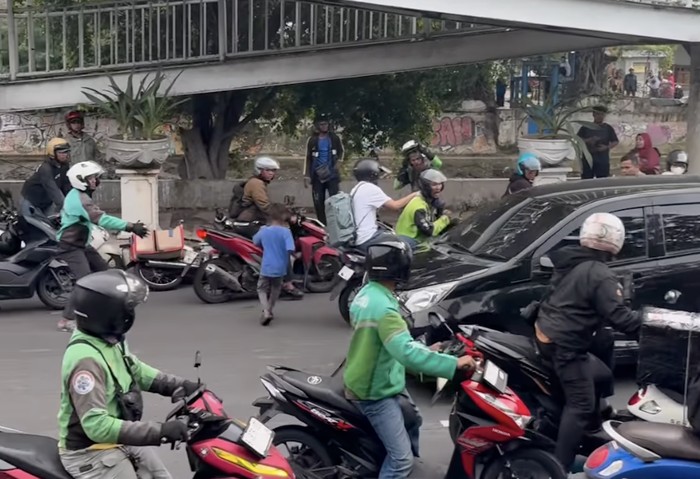 Pengendara LCGC Sering Berulah di Jalan, Inikah Alasannya?