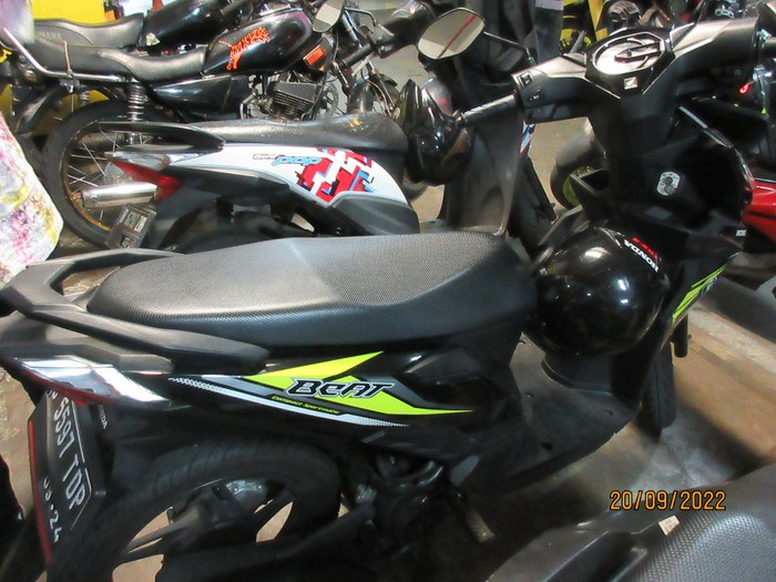 Honda, Lelang Honda BeAT Mulai Rp 7 Jutaan: STNK-BPKB Lengkap, Dapat Jaket dan Helm