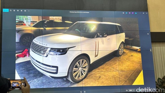 Begini Nasib Mobil Rp 8,5 Miliar yang Dikembalikan Gubernur Kaltim