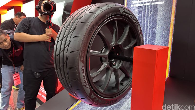 Bridgestone Luncurkan Ban Potenza RE005, Cocok buat Mobil Sport Hingga EV