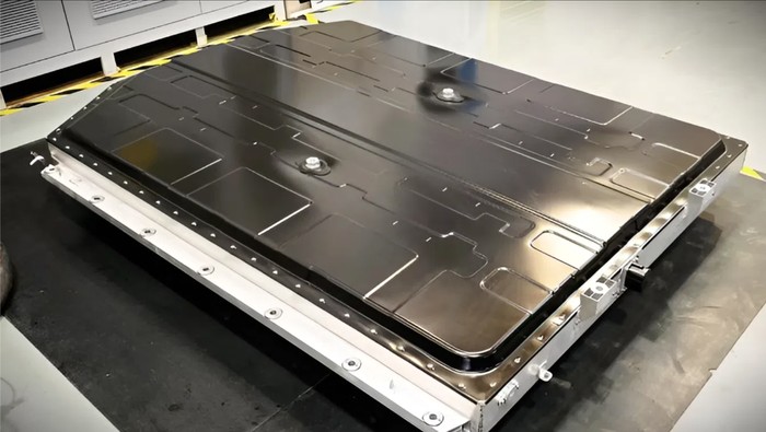 Bukan Lithium, Baterai Jenis Ini Bisa Bikin Ngecas Mobil Listrik Makin Cepat!