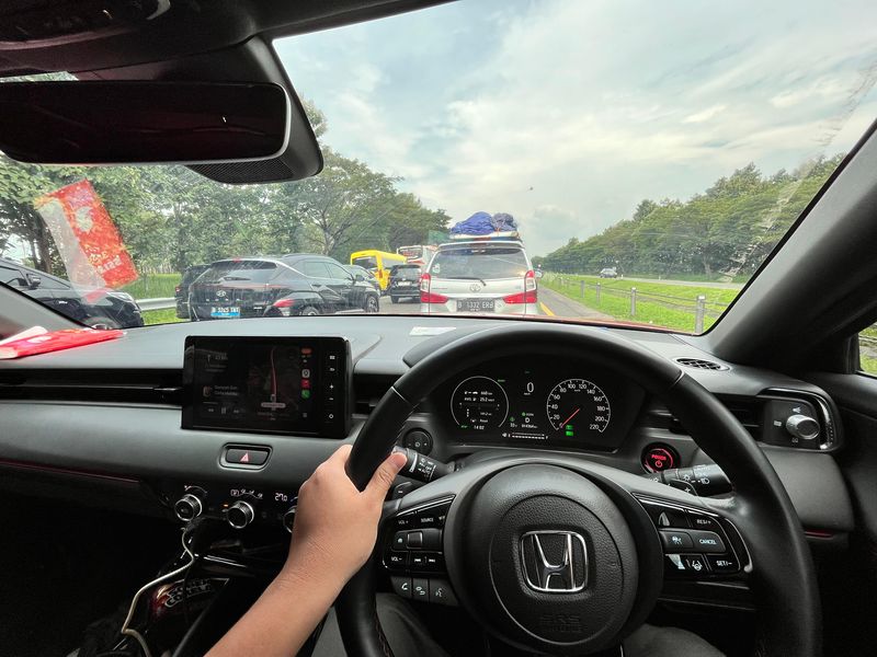 Mudik Pakai HR-V Hybrid: Iritnya Berasa, Fun to Drive-nya Dapet
