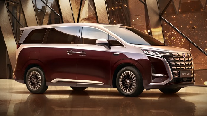 Denza D9 Terbaru Meluncur, Tampang Anyar-Ngecas Lebih Cepat