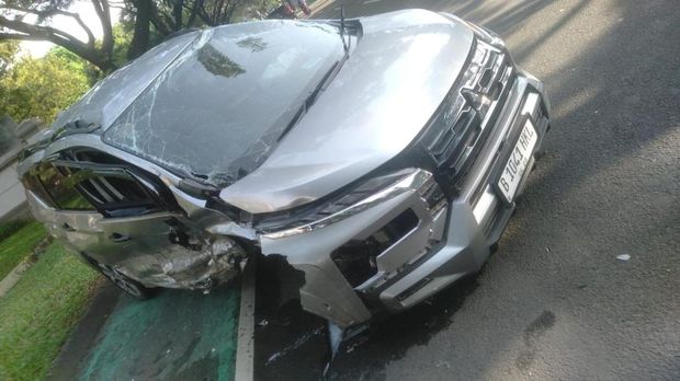Pelajaran dari Kecelakaan Mercy-Xpander hingga Ringsek di Serpong