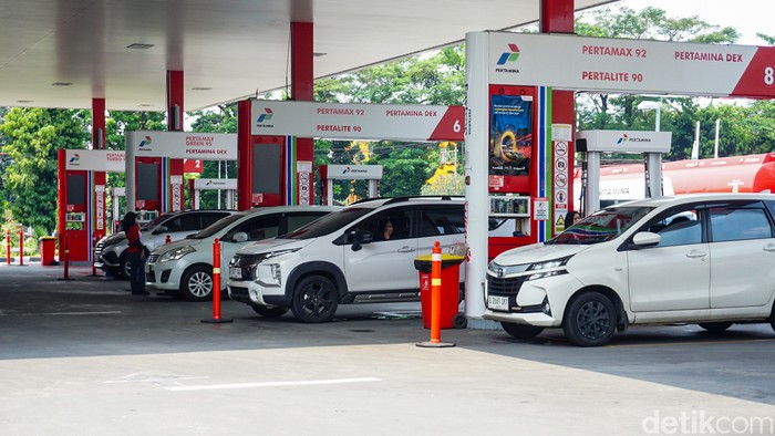 Per Hari Ini Naik! Cek Daftar Harga BBM Pertamina Se-Indonesia
