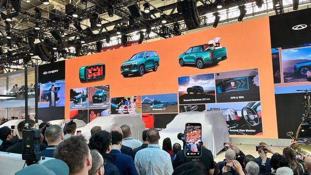 Chery Tiggo V Meluncur, Kawinkan Konsep SUV-MPV-Pick Up