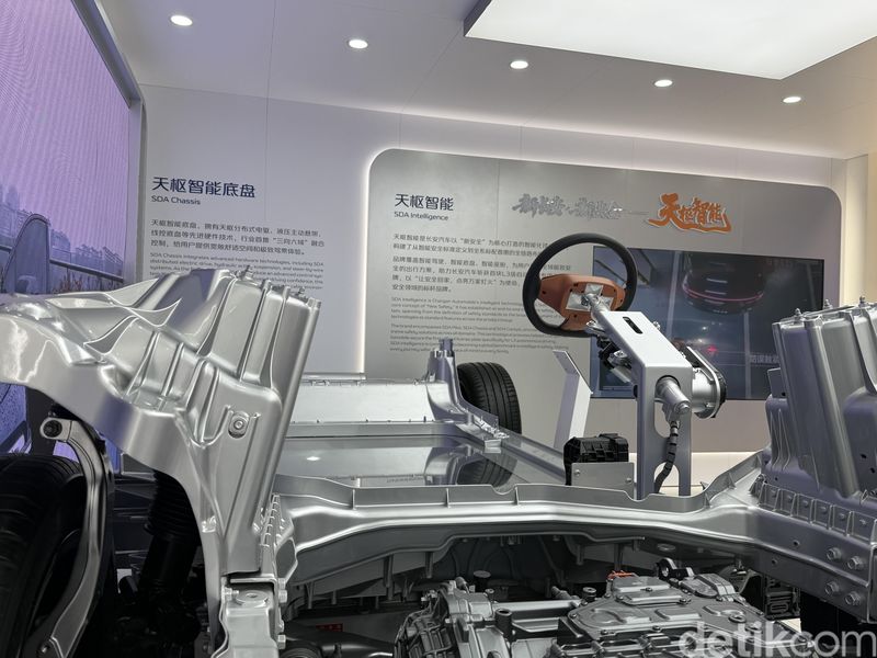 Gak Main-main! Untuk Bangun Sebuah Mobil, Changan Kerahkan 24 Ribu Ilmuwan