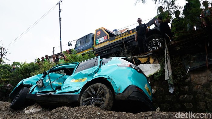 Status Perizinan Taksi Listrik yang Terlibat Kecelakaan KA di Bekasi