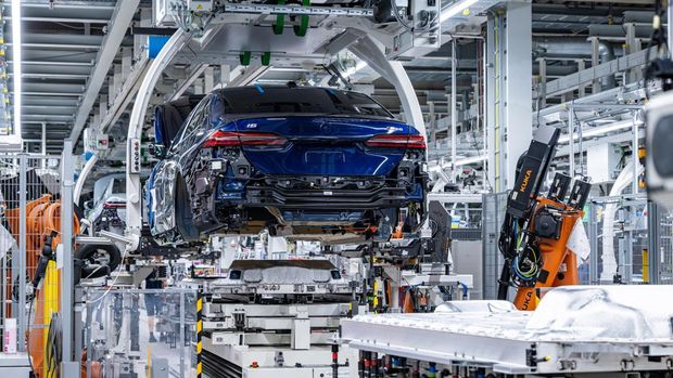 BMW, BMW Cetak Rekor Baru, 2 Juta Mobil Listrik Sudah Diproduksi