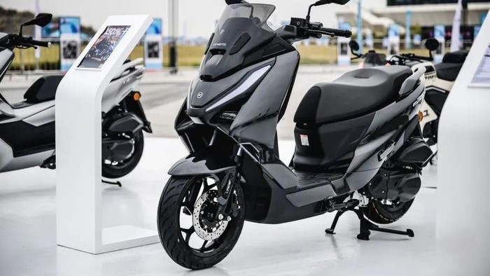 Intip Spesifikasi Skutik Terbaru CFMoto, Calon Lawan Sepadan Nmax dan PCX