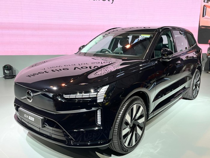 Apakah Mobil Listrik Volvo Masih Layak Dijuluki Tank Swedia?
