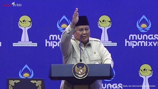 Prabowo, Atap Bocor-Bunyi Gledak, Ini Alasan Prabowo Masih Mau Naik Maung