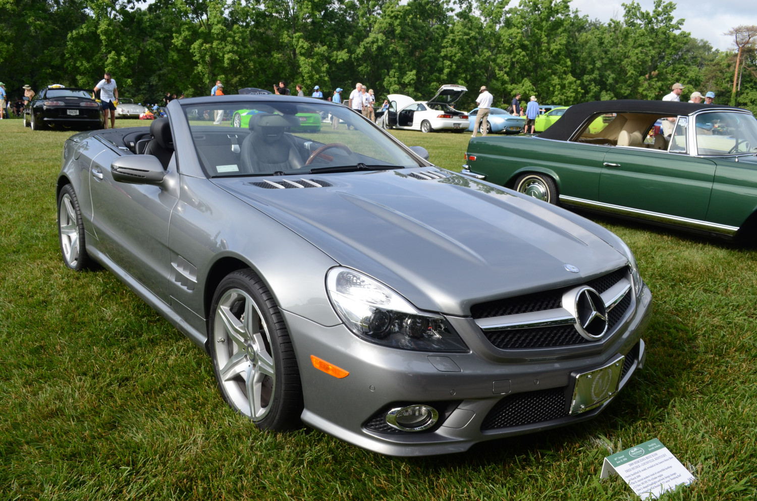 Contemporary Mercedes Sports Cars at the Cincinnati Concours