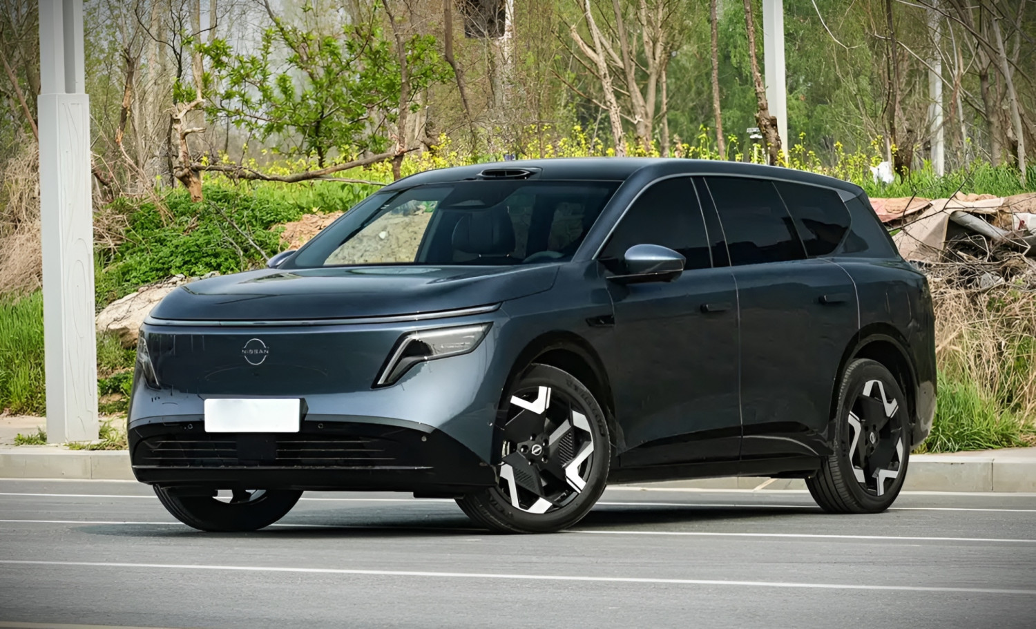 Nissan NX8 launches with 1,450 km range and 800V in China, starts 20,700 USD