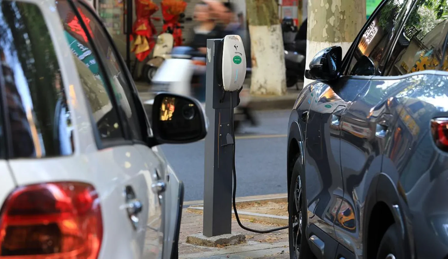 China investigates EV OTA range cuts: owners say 500 km drops below 300 km