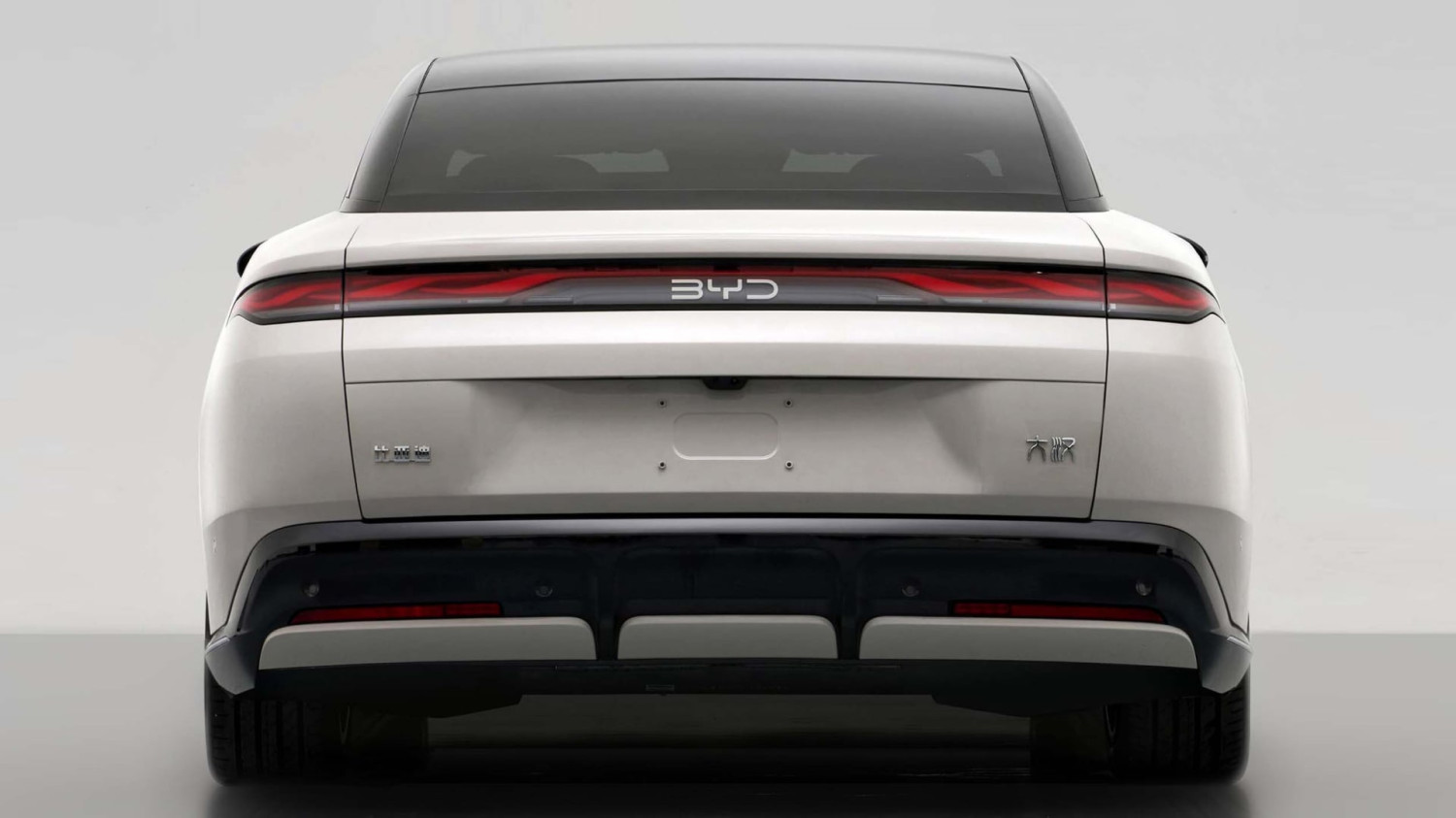 BYD Great Han reveals core specs with up to 764 hp and 1,008 km range