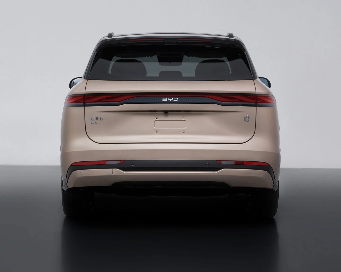 New BYD Atto 8 (Sealion 8) exposed with 402 hp