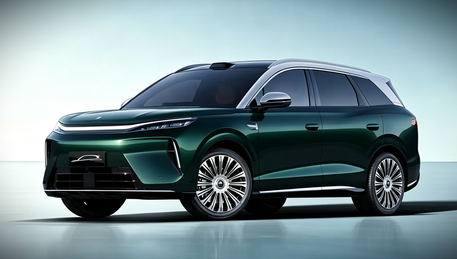 BYD unveiled 8 Series Tang EV with 250 km/h top-speed, 800 km range and 300 kW motor