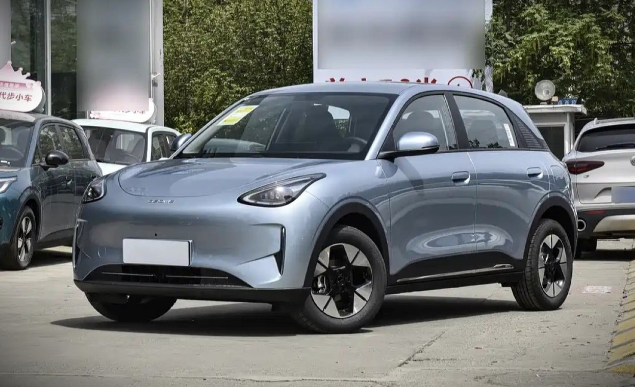 Chinese regulator flags Geely EX2, BYD Qin L over wheelbase and fuel economy discrepancies