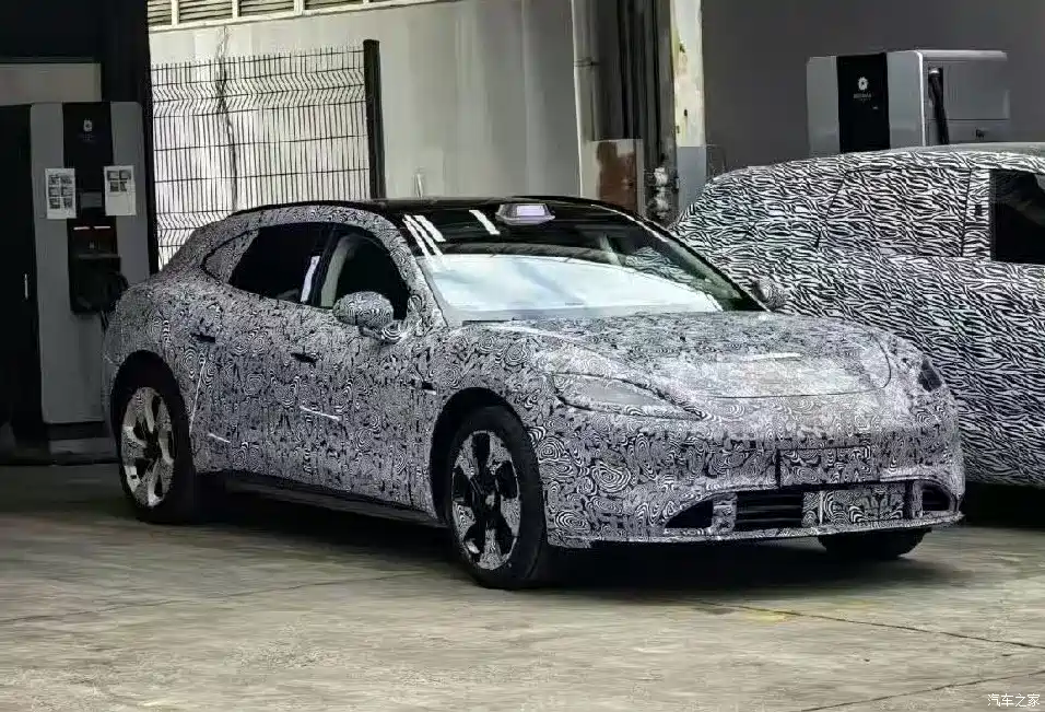 HIMA’s Saic Z7 teased: new coupe eyes Q1 2026 launch