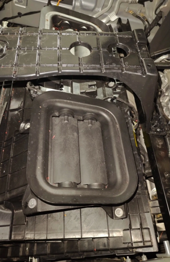 Functional at last: Xiaomi offers free aero upgrade for SU7 Ultra ducted-hood owners