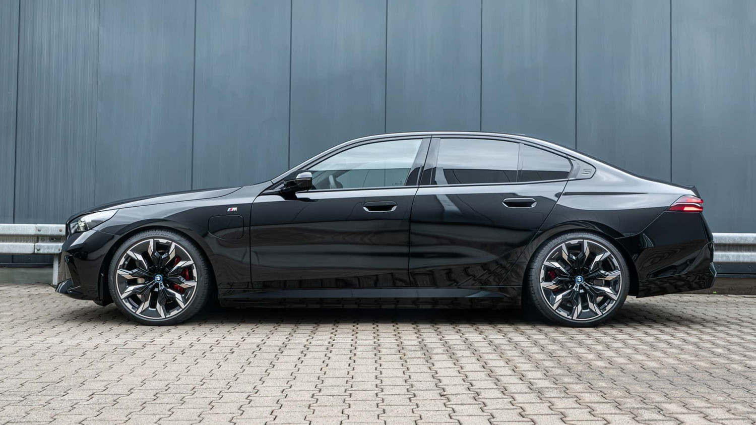 Fahrspaß-Booster: H&amp;R-Tieferlegungsfedern für den BMW 5er