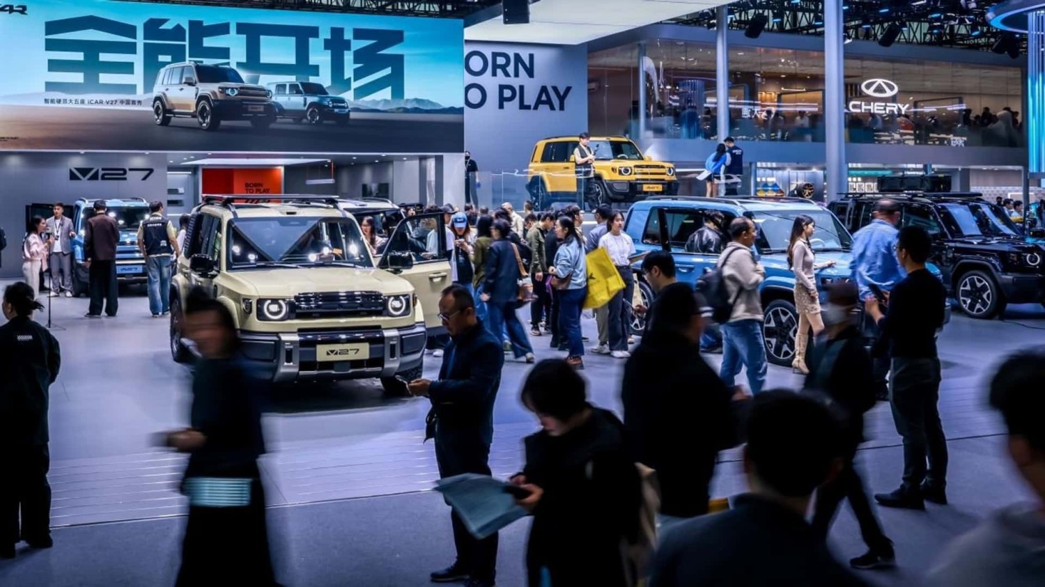 Il y a un nouveau SUV de grande taille adapté à tous les terrains