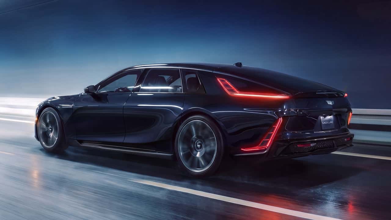 La Cadillac Celestiq adopte un look sombre avec une version unique et furtive