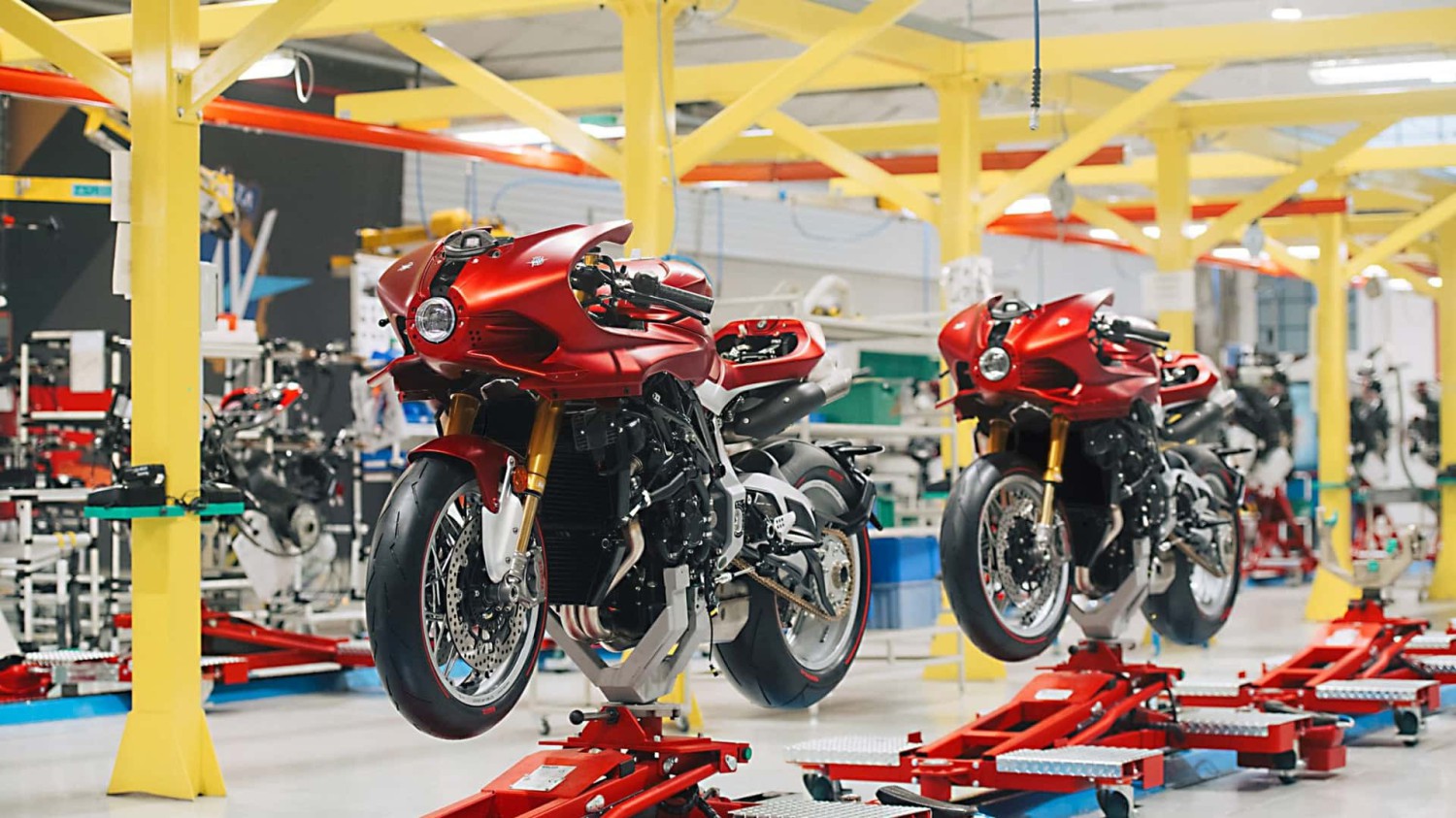 Tu moto soñada no sirve de nada sin piezas y MV Agusta lo sabe