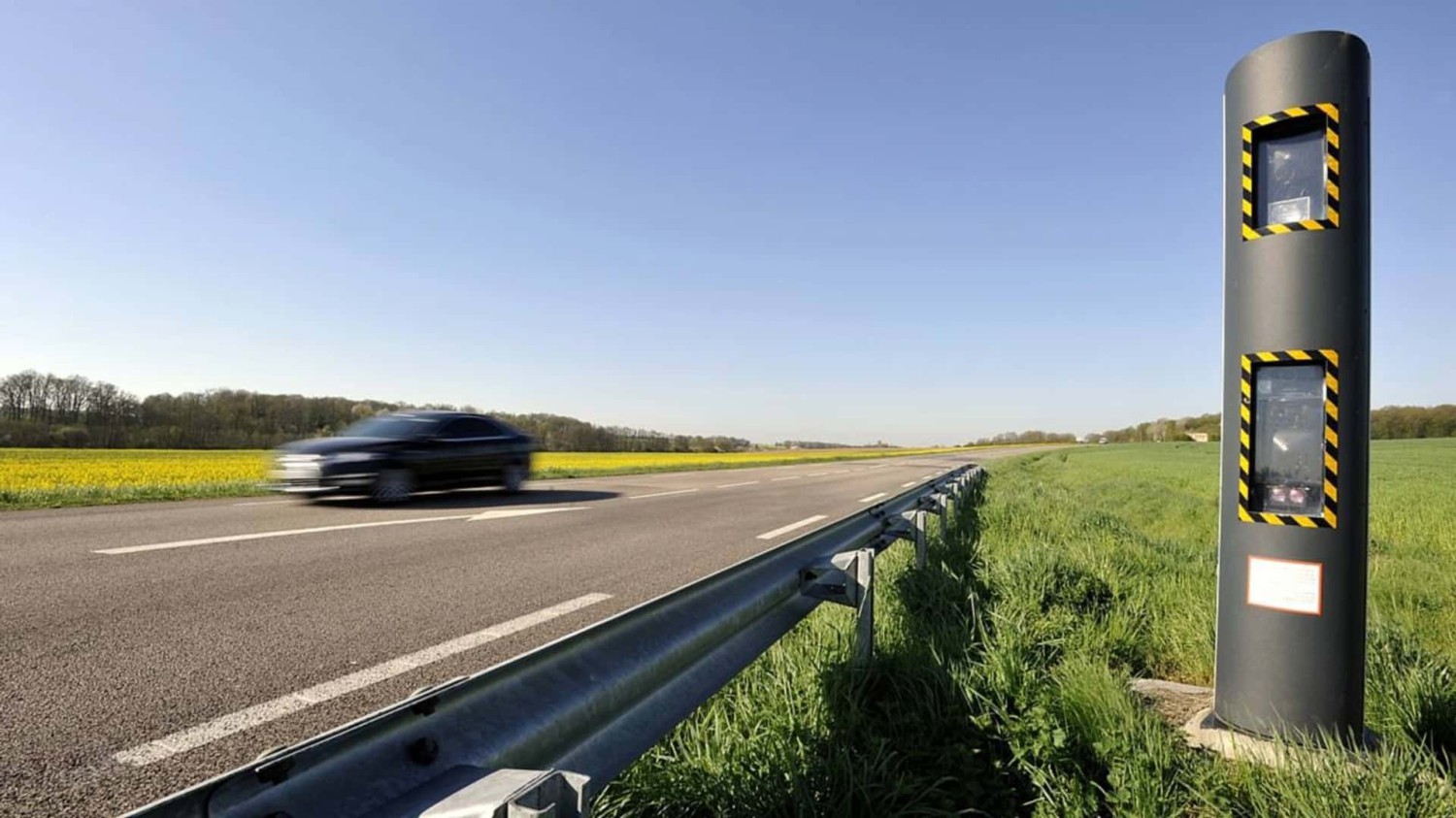 Les radars pourront désormais contrôler automatiquement l'assurance pour les excès de vitesse majeurs