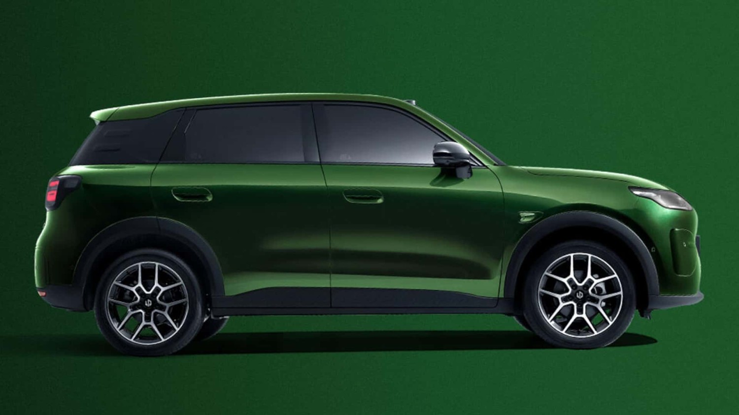 Le nouveau SUV compact Leapmotor se dévoile un peu plus