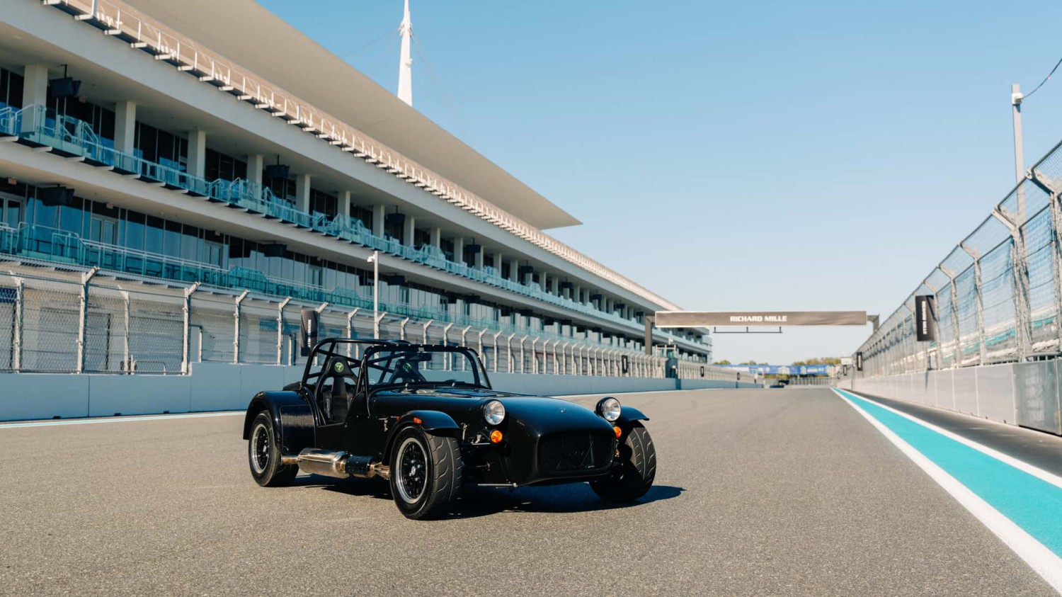 La Caterham Seven peut être conduite sur le circuit F1 de Miami