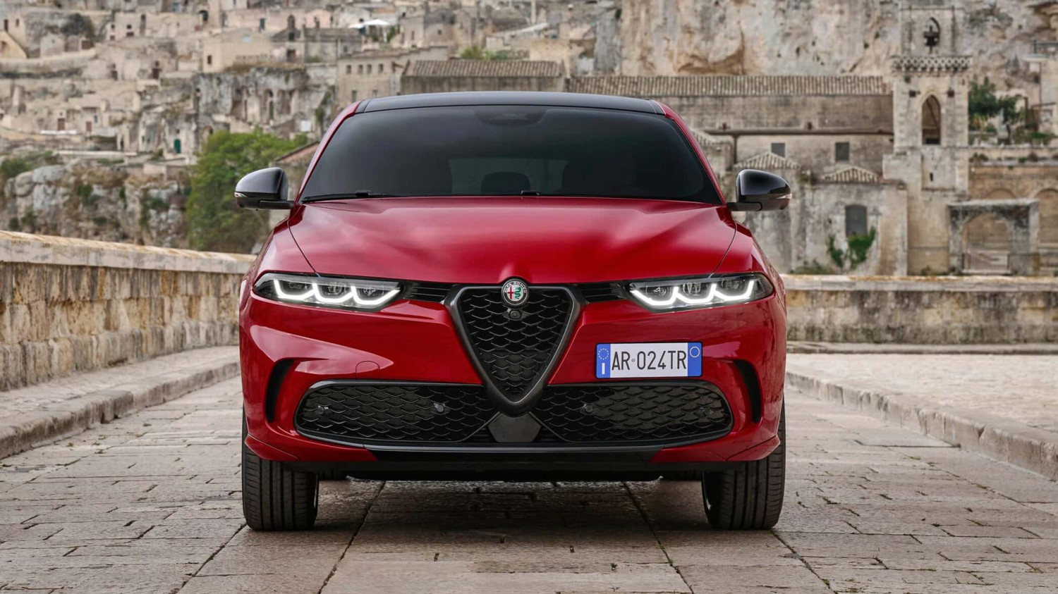 Stellantis Stop Produksi Beberapa Mobil karena Permintaan Rendah