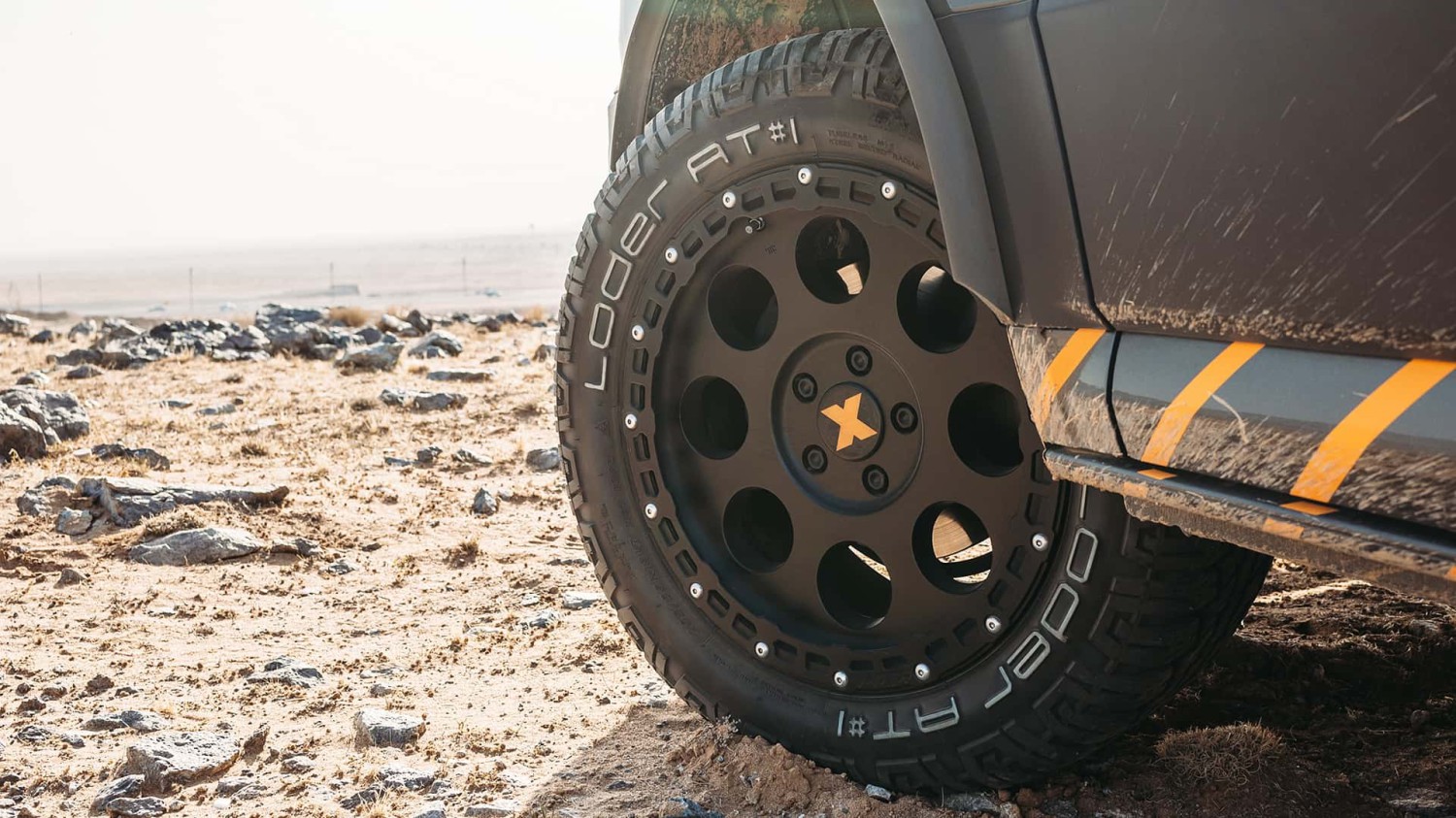 En fourgon au Dakar : un kit tout-terrain transforme le MAN TGE