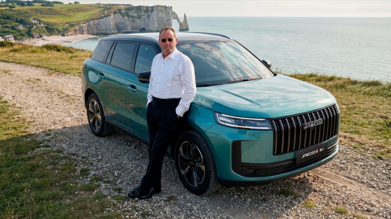 Jean Reno devient ambassadeur de JAECOO pour son lancement en France