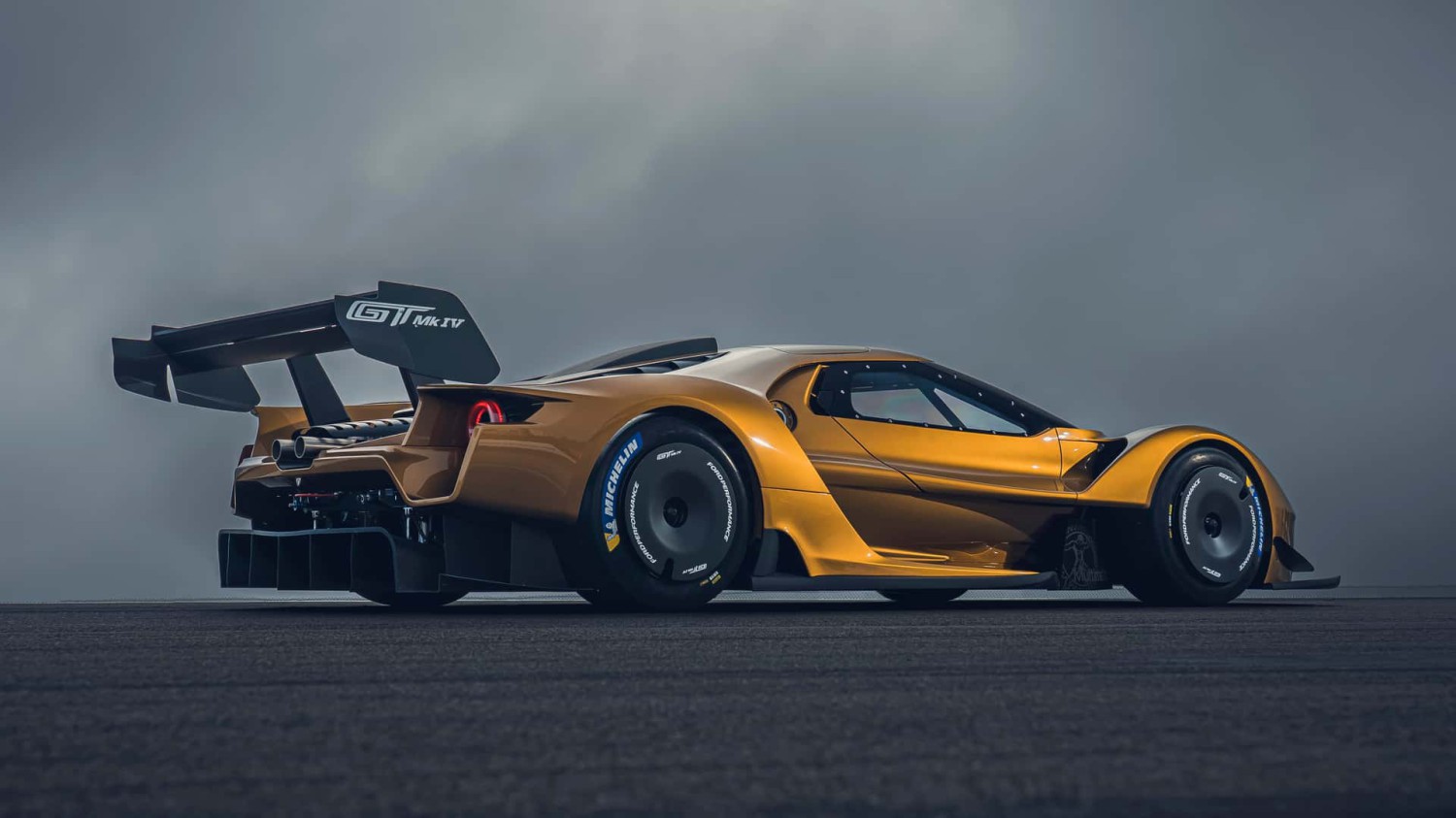 Ford Racing fait le teasing d'une "voiture de route de production" pour 2026. Une nouvelle GT ?