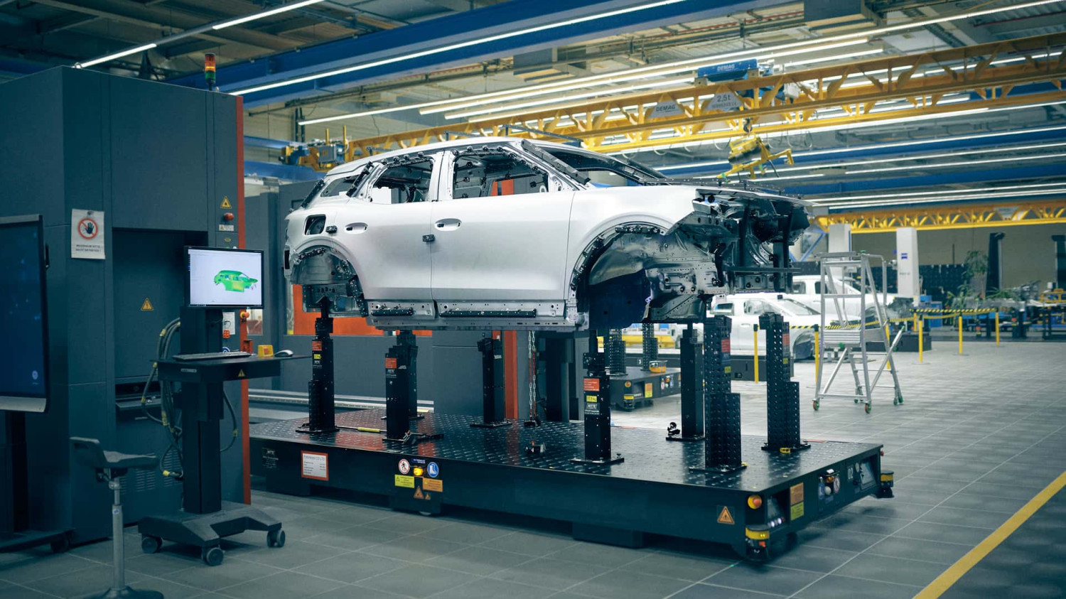 Stocks de puces électroniques : une nouvelle crise en vue pour l'industrie automobile ?