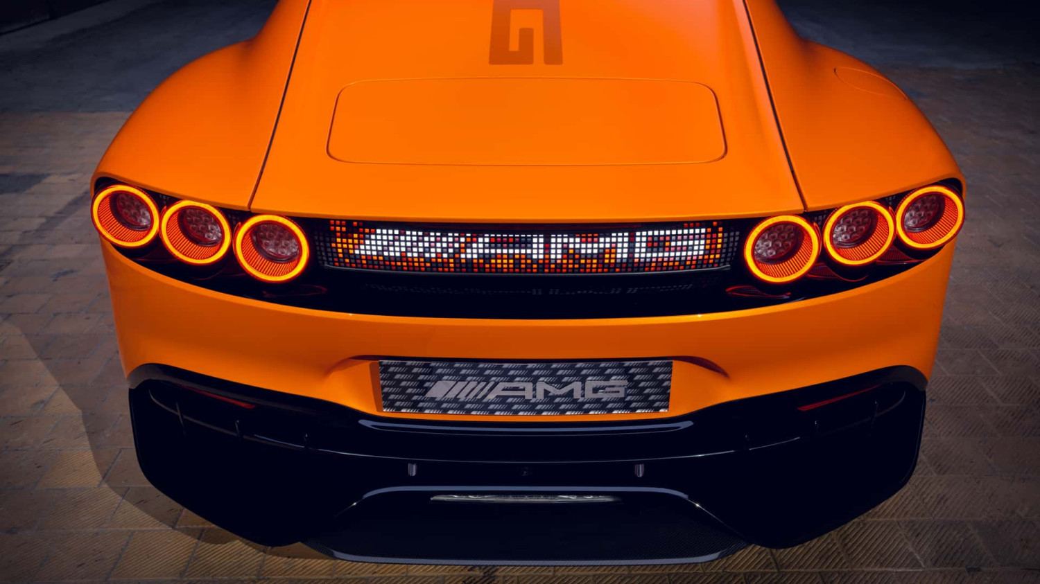 Mercedes, Mercedes Akan Gunakan Perpindahan Gigi Palsu di Supercar AMG