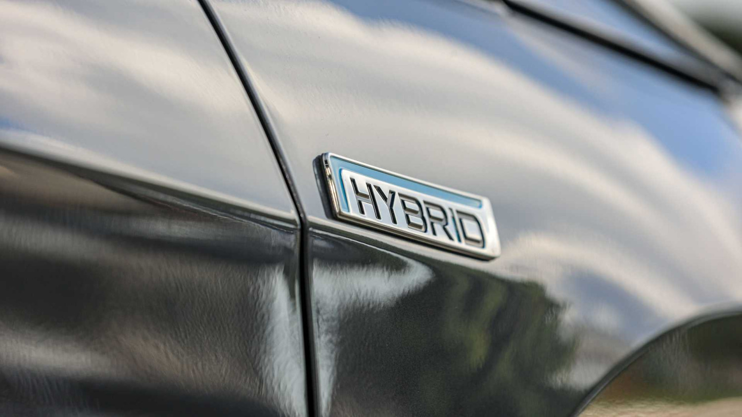 China redobla su apuesta por los coches híbridos