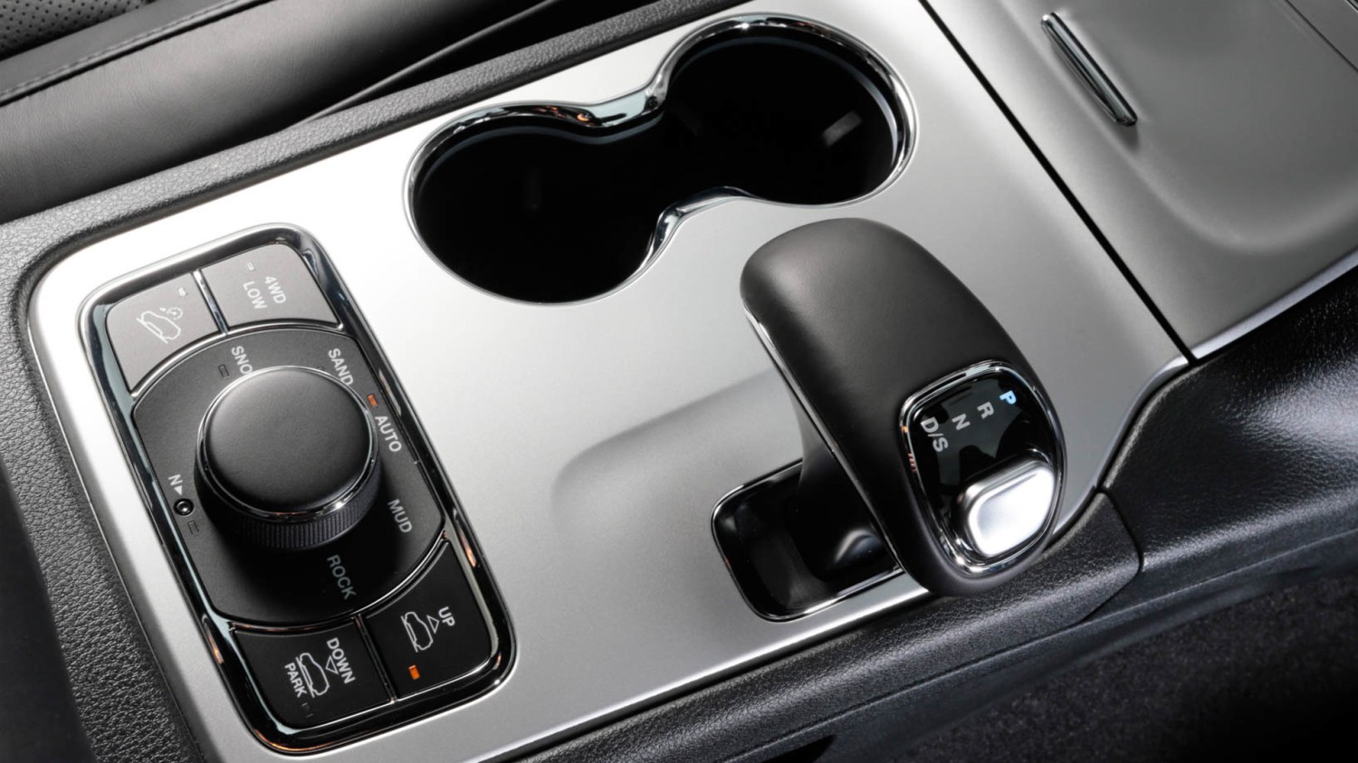 Woman's Gearshift Always Read 'PRNDL.' Then She Gets a New Car, Learns It's Now 'PRNDB'