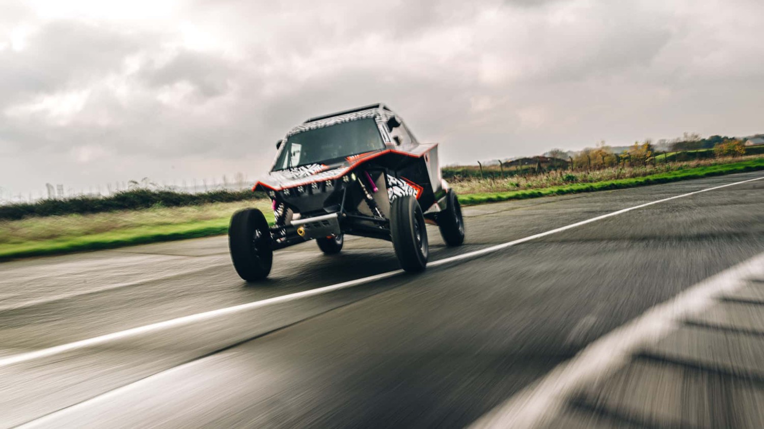 Side-By-Side Bertenaga Supercar KTM Ini Dibangun untuk Balapan