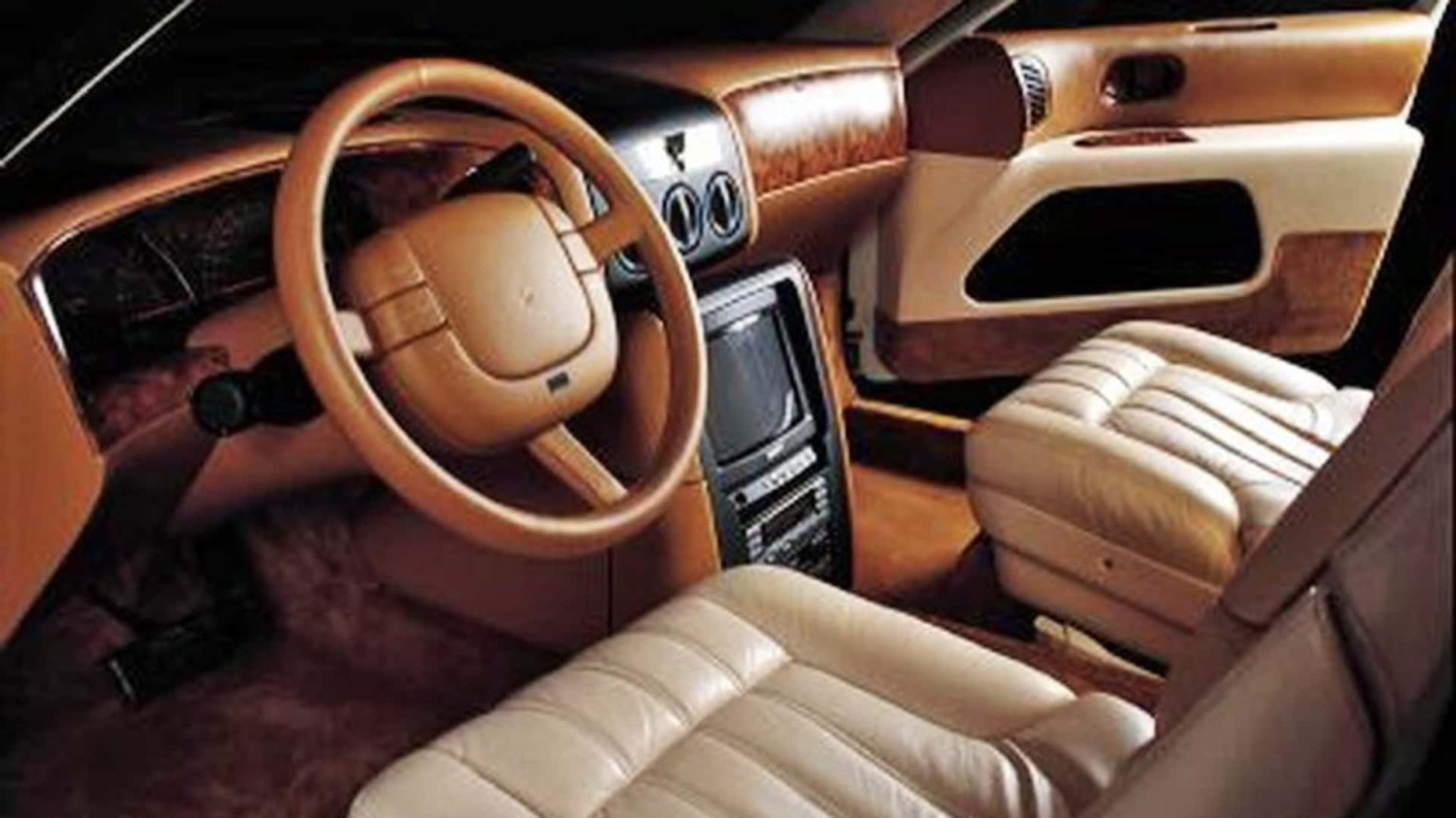 Jeep Tried (And Failed) to Predict the Future With This Bizarre Concept