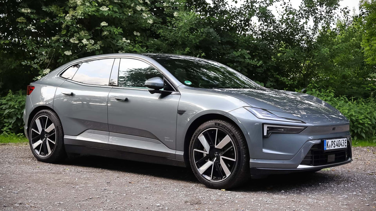 Polestar 4 im Langstreckentest: Komfortabel, aber nicht tadellos