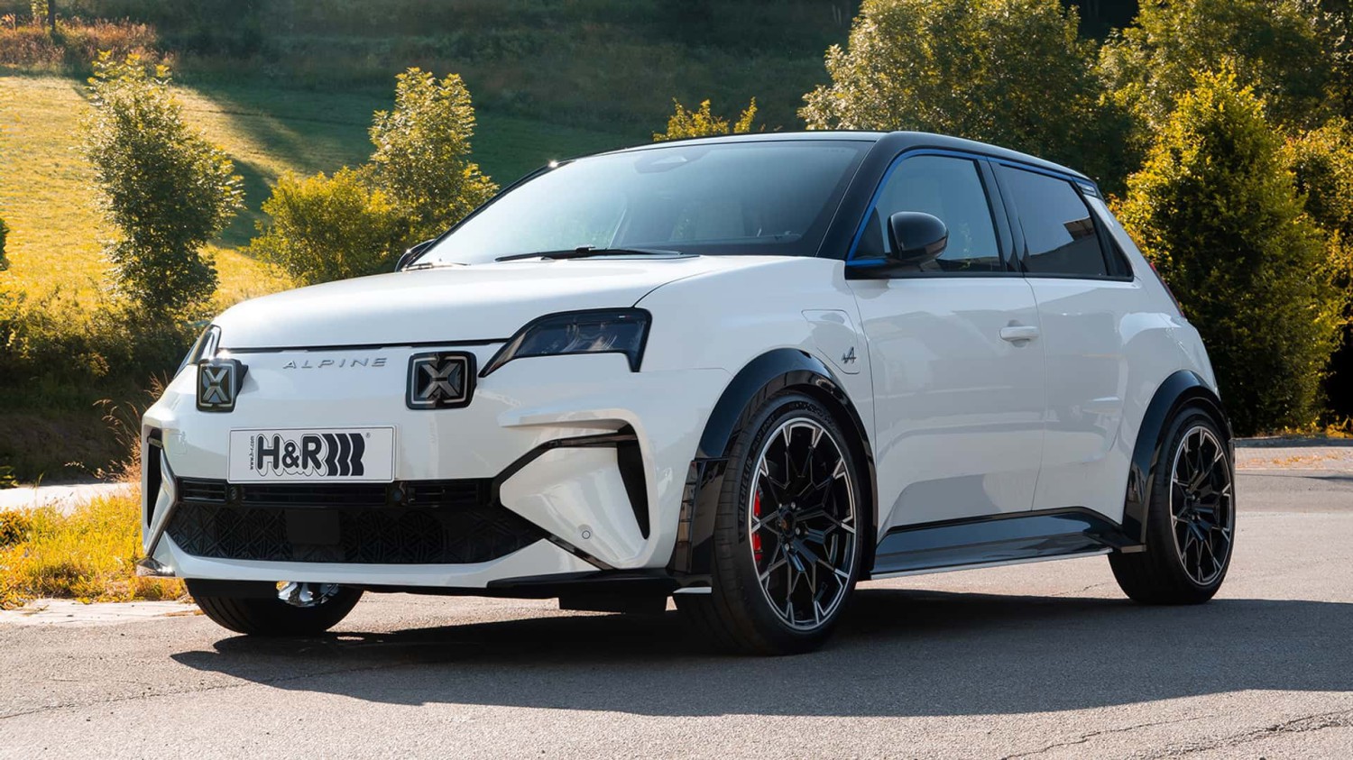 Alpine A290 mit H&amp;R-Tieferlegungsfedern
